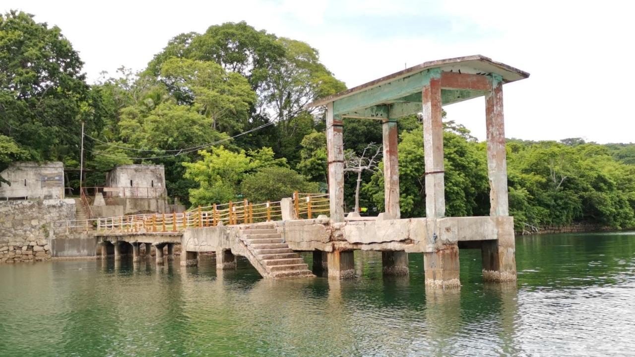 Hotel Aldea Pura Vida 푼타레나스 외부 사진