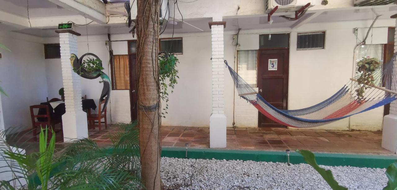Hotel Aldea Pura Vida 푼타레나스 외부 사진