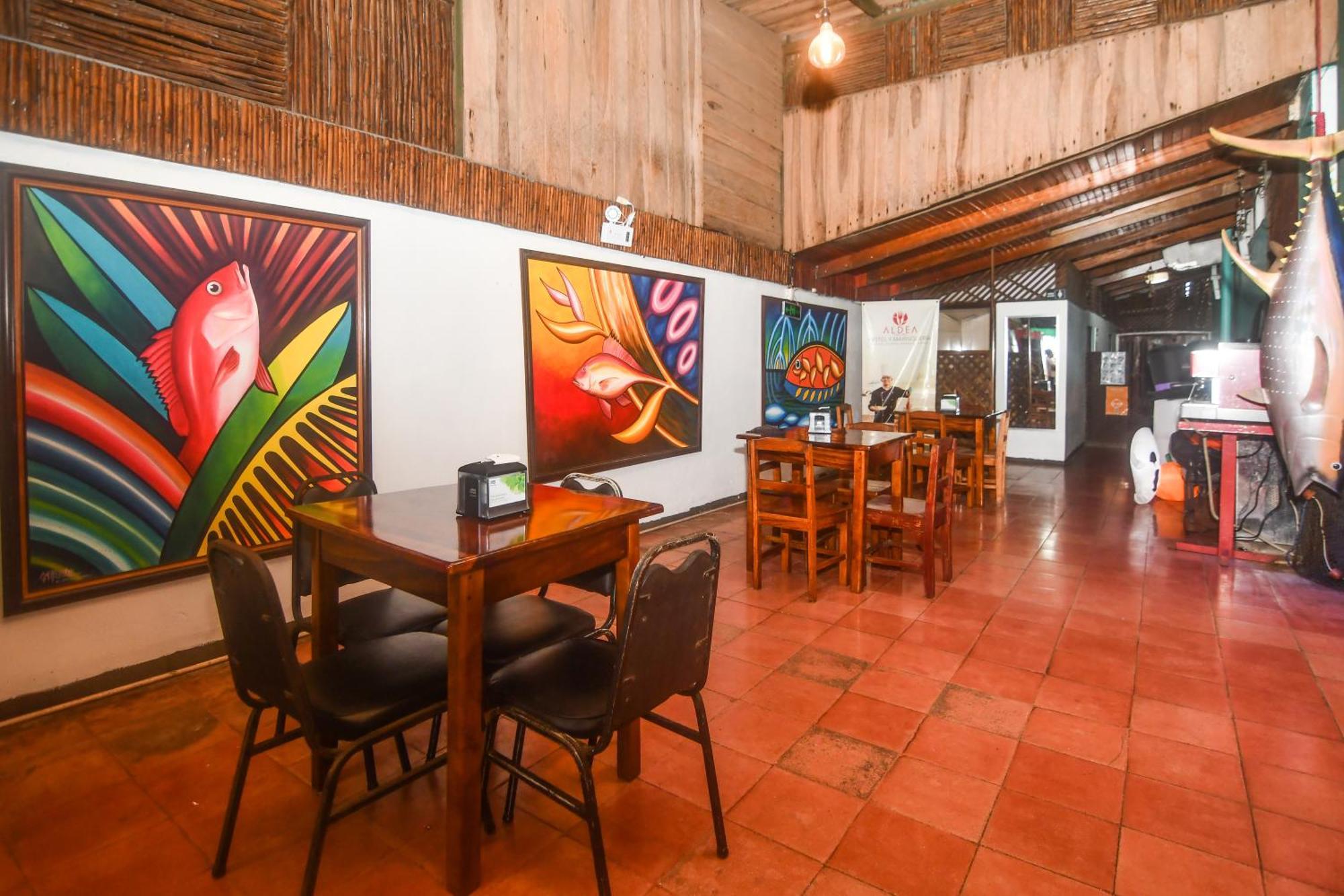 Hotel Aldea Pura Vida 푼타레나스 외부 사진