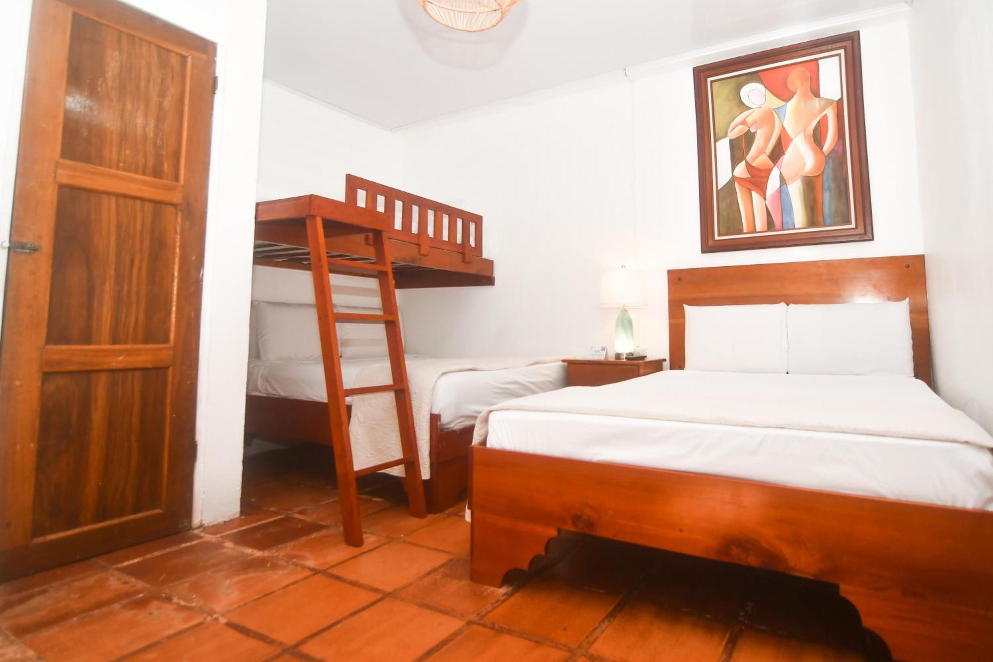 Hotel Aldea Pura Vida 푼타레나스 외부 사진